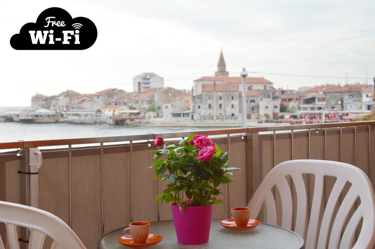 Apartment Riva Sea View Умаг Екстериор снимка